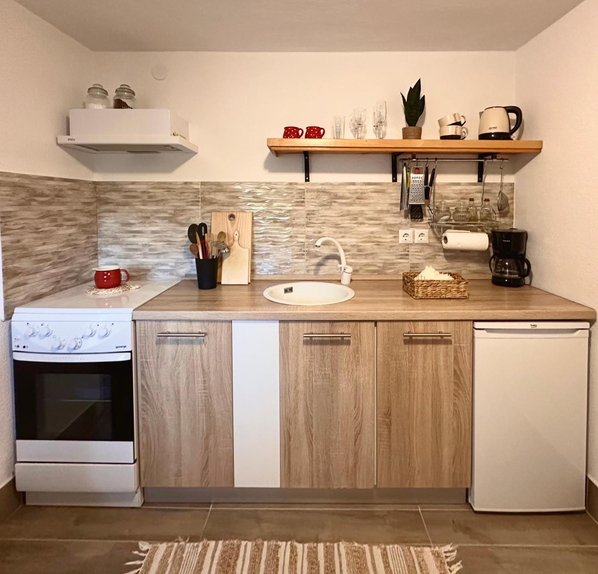 Apartment Sanja *